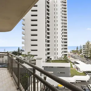  Apartment Surfers Paradise Ocean View